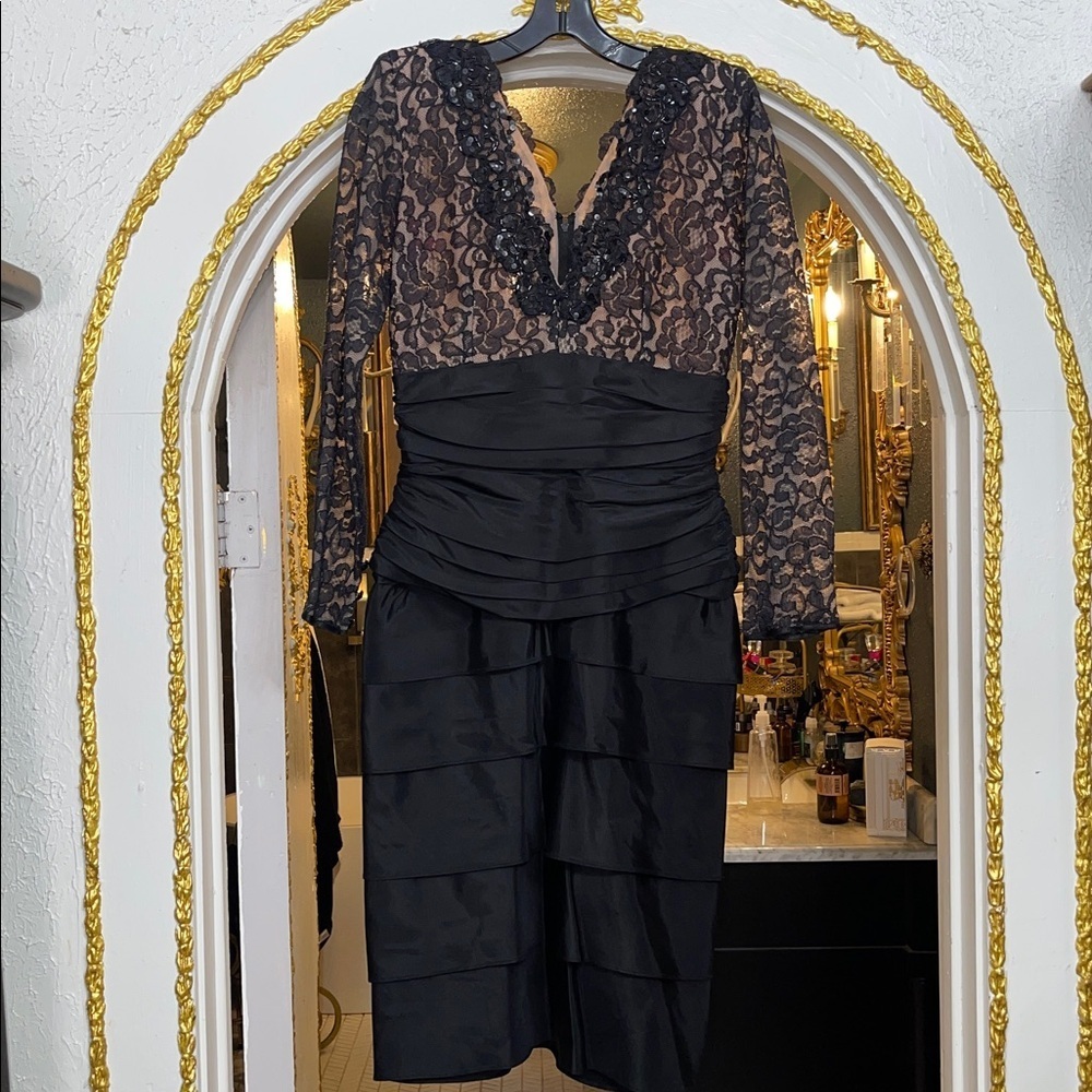 Vintage Lillie Rubin Black Lace Cocktail Dress | Ruched Skirt | USA | Size 10